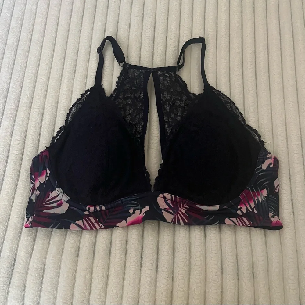 VS Floral Lace Bralette